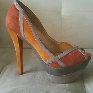 Jessica Simpson heels